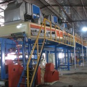 上海煒特實(shí)業(yè) 塑就品質(zhì)，領(lǐng)航塑料地板新風(fēng)尚